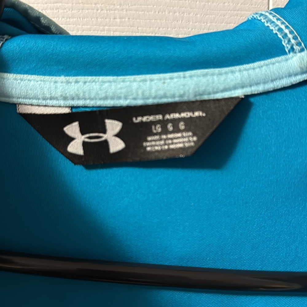 Under Armour Jacket - Picture 6 of 6